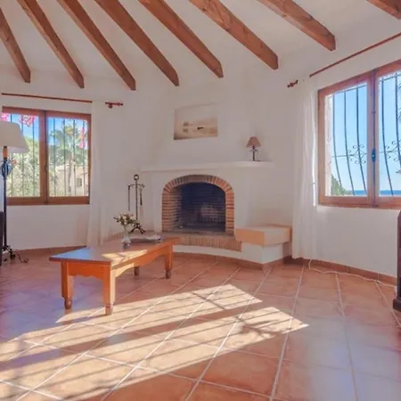 Guzman - Amandiere Villa *