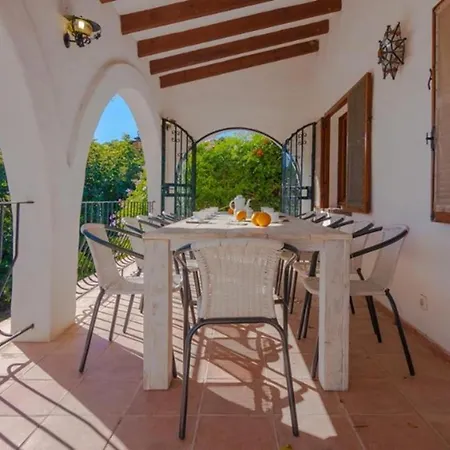 Guzman - Amandiere Villa *